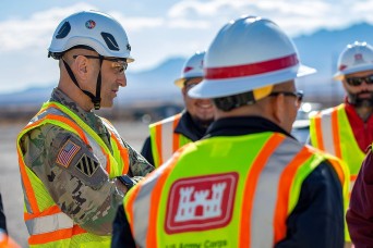 Army’s Chief of Engineers visits USACE projects in the Southwest