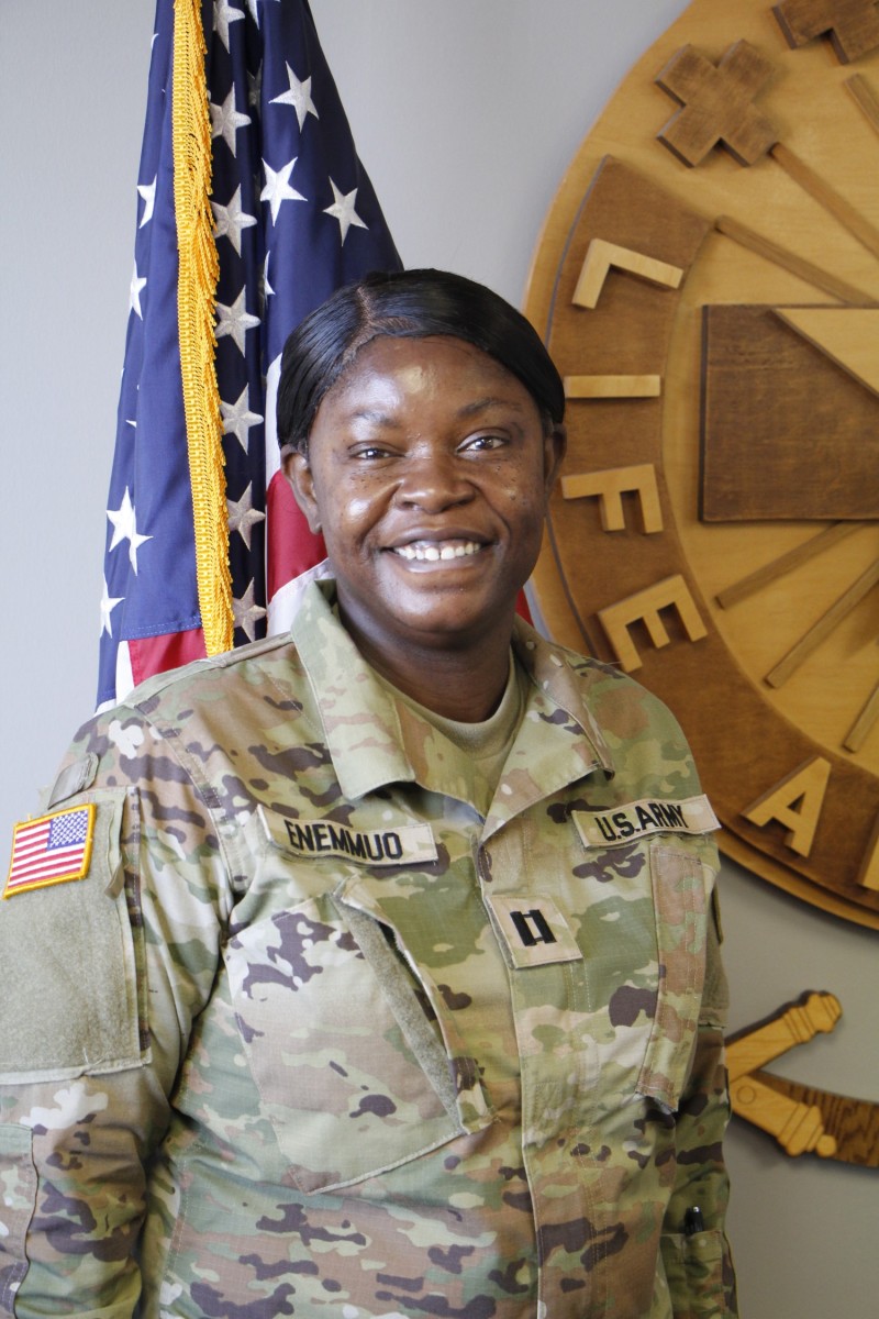 army-s-newest-nurse-practitioner-proves-she-is-army-strong-article