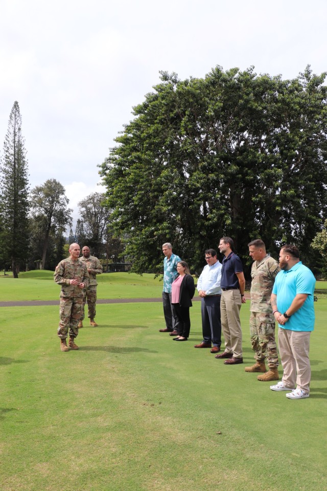 IMCOM command team meets with employees, tours facilities at USAG Hawaii