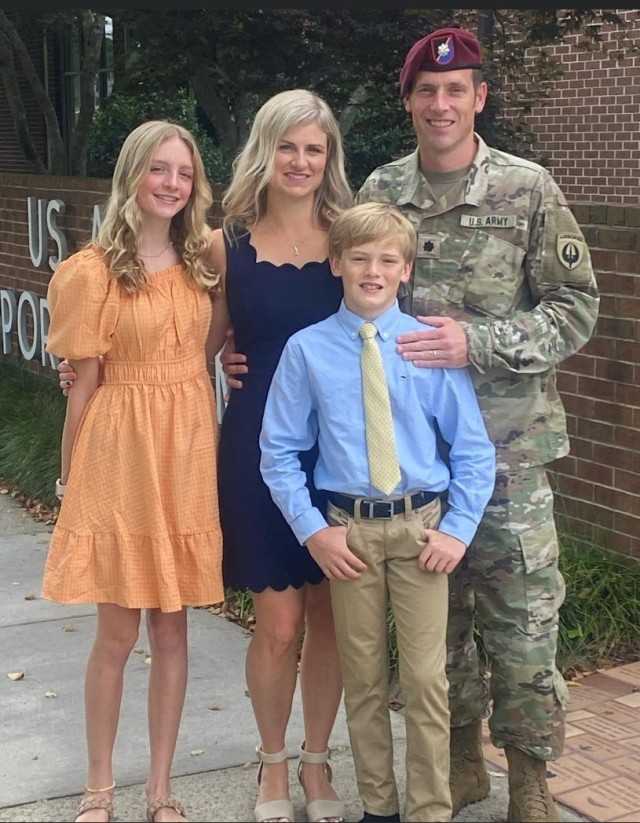 Lt. Col. Mark Cleary and his family