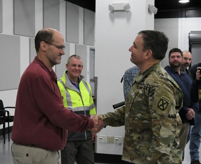 10th Mountain Division’s commanding general lauds Fort Drum civilian