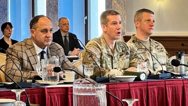 Crucial meeting informs garrison mission partners of current and upcoming construction