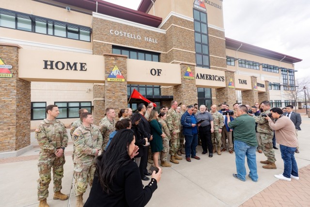 Bliss commanding general welcomes El Paso civic leaders for ‘City Council Day,’ encourages doubled-down community partnership