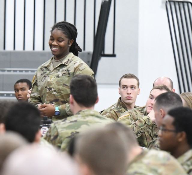 Keys to Connection welcomes new 10th Mountain Division Soldiers to Fort Drum, with focus on purpose, goal setting