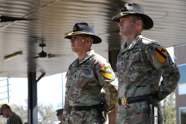 1st Cavalry Division Command Sergeant Major Relinquishes Responsibility