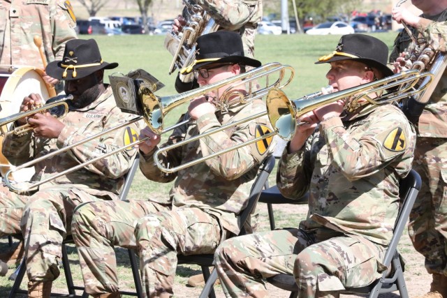 1st Cavalry Division Command Sergeant Major Relinquishes Responsibility