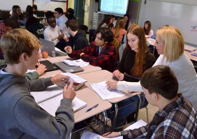 Italian students share a week-long exchange with American peers