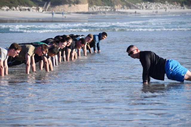 ‘Griffin Grit’ workout at beach caps 229th MI Bn. resiliency class