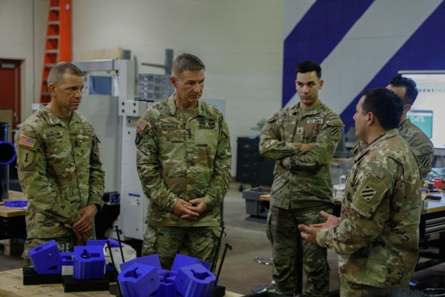 Chief of Staff of the Army, Sergeant Major of the Army visit Fort Stewart