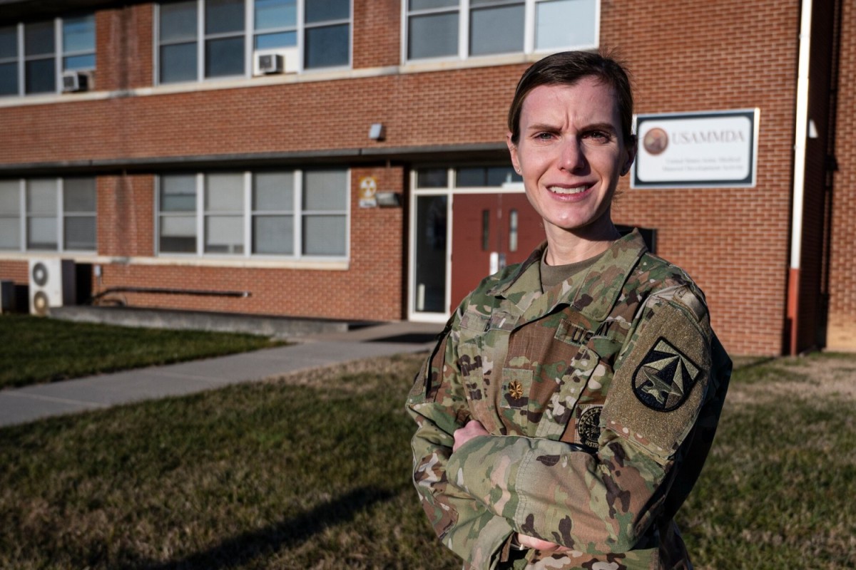 USAMMDA Pharmacist Excels as Warfighter Brain Health Product Manager, Mom and Leader | Article