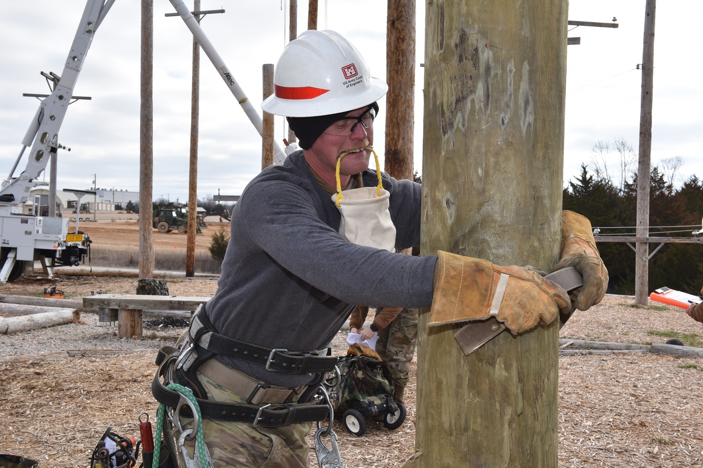 linemen-show-off-skills-learned-at-fort-leonard-wood-s-prime-power