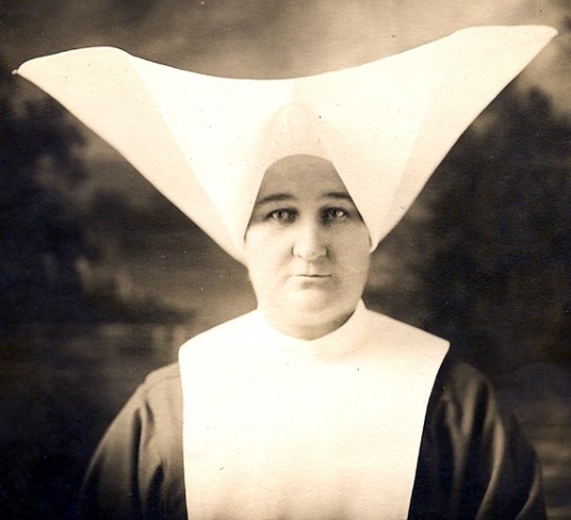 American women form nucleus of first United States military base in Vicenza