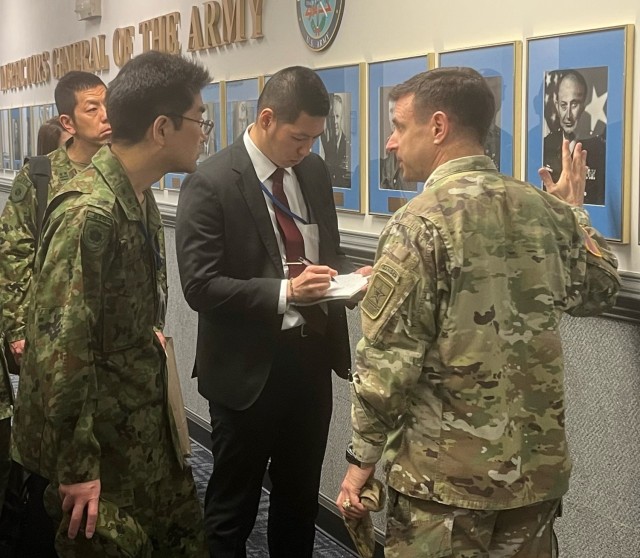 Japanese, U.S. Army inspectors general meet