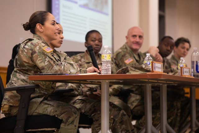 10th Mountain Division Holds Women&#39;s History Month Panel