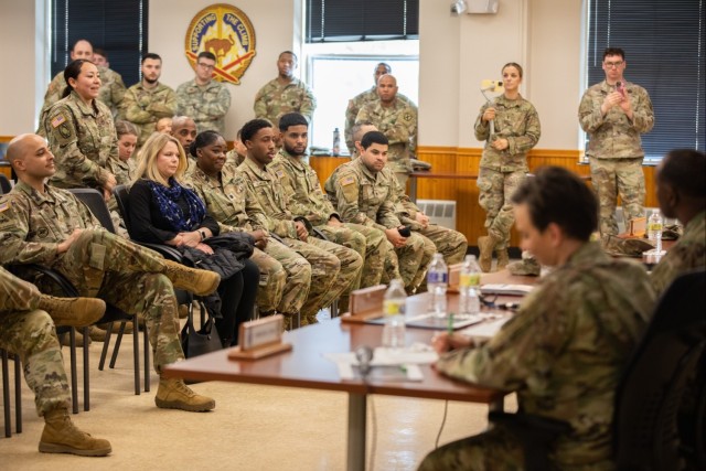 10th Mountain Division Holds Women&#39;s History Month Panel