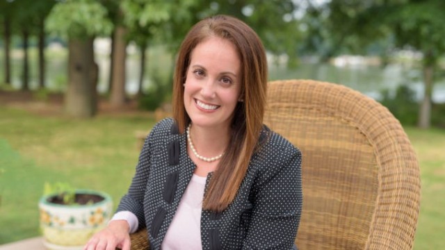Personal Financial Counselor Niki Gray