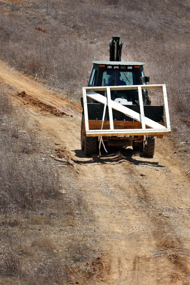 15th Engineer Company Soldiers hone combat skills at field exercise