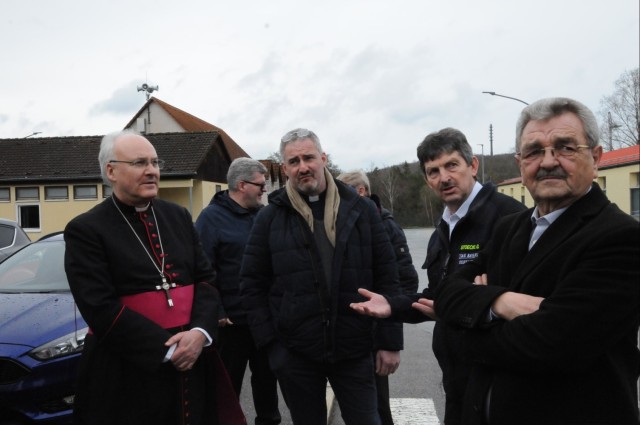 E4 to F3: Bishop to