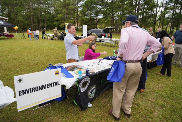 81st Readiness Division Holds Successful Annual Safety Fair for Reserve Soldiers and Civilians