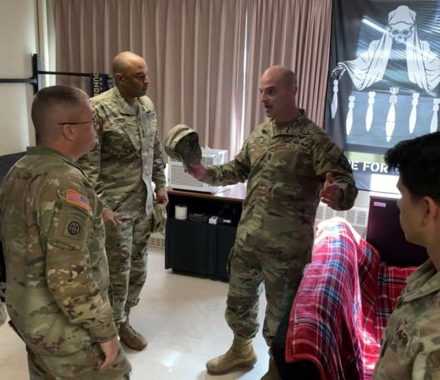 Army G-9 visits JBLM 