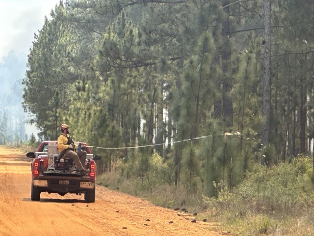 Fort Stewart showcases prescribed burn program for visiting IMCOM forestry professionals 