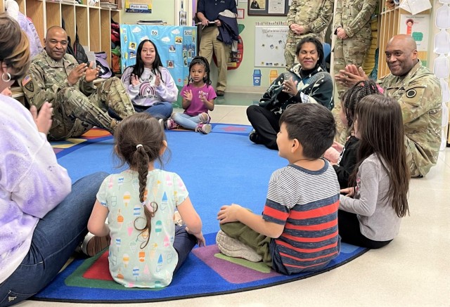 Army G-9 visits JBLM 