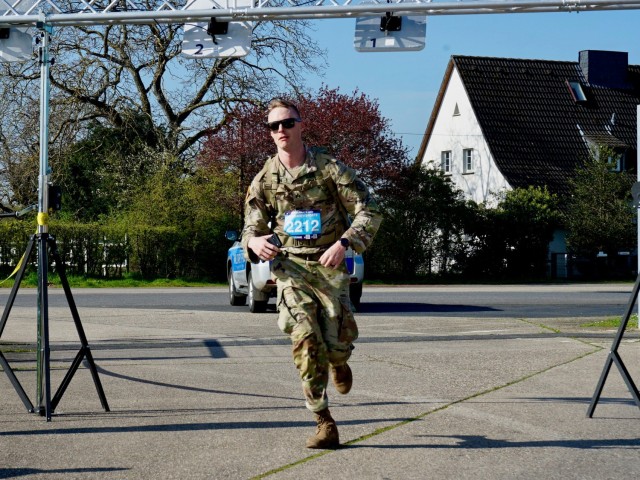 Garrison Wiesbaden hosts spring Norwegian Foot March