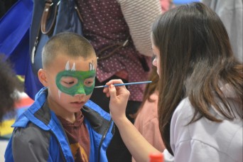 Hohenfels children, Families have inside, rainy-day fun at Kinderfest