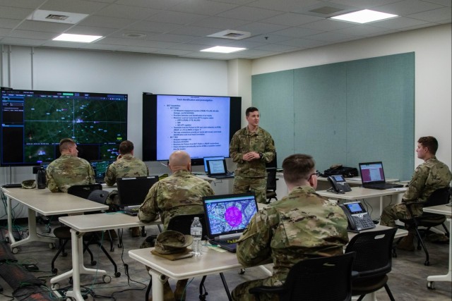 10th MTN DIV Hosts AMD-EW Symposium