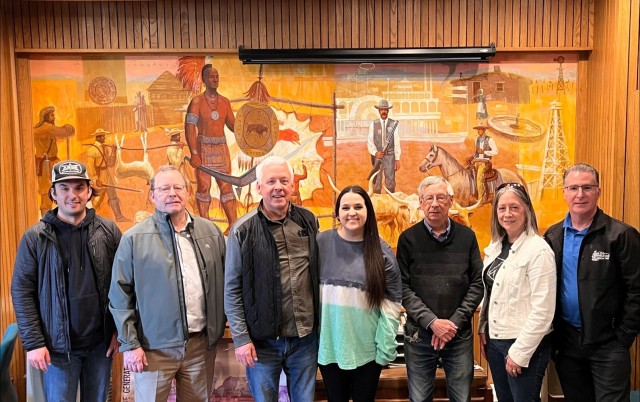 Family of Keystone Powerhouse muralist see mural in person for first time