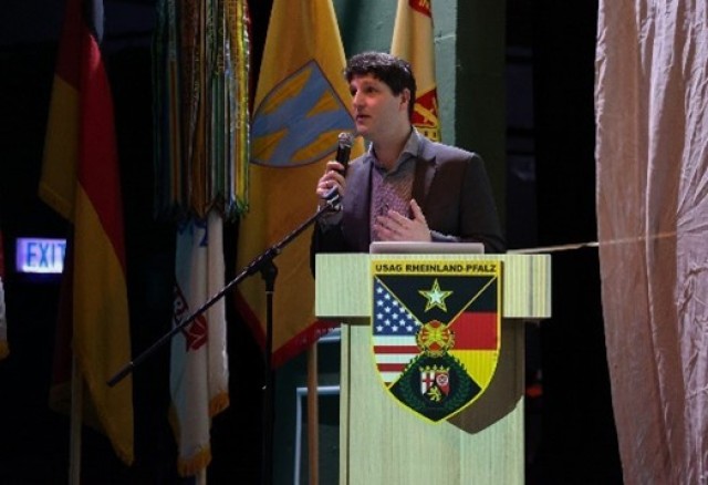 KAISERSLAUTERN, Germany - On Apr. 18, USAG Rheinalnd-Pfalz and 21st Theater Sustainment Command held a Days of Remembrance Observance ceremony to honor the six million Jews and millions of non-Jewish victims persecuted and murdered in the...