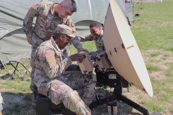 Army's air assault division ushers in network paradigm for tomorrow's battlefield
