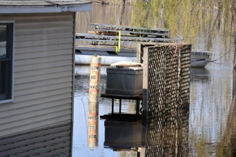 Corps of Engineers supports town of Campbell, WI, flood response