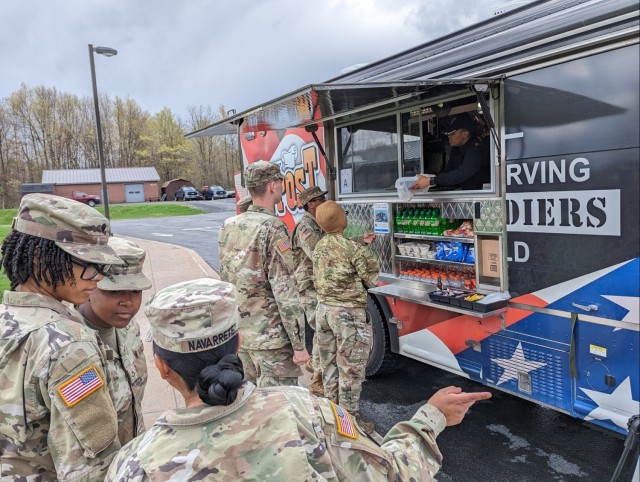 10th Mountain Division culinary specialists back on the road with the Culinary Outpost Food Truck