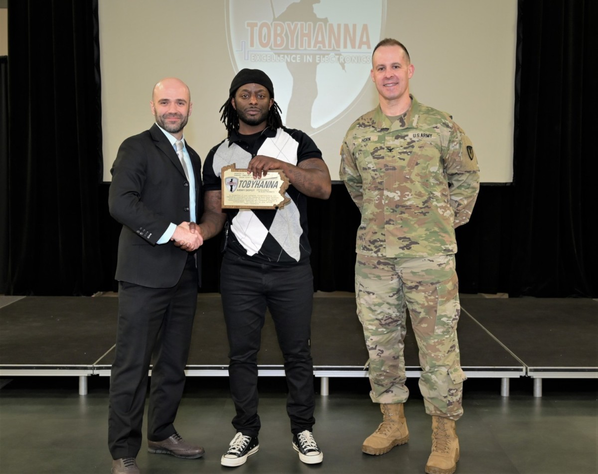 Army Veteran And Acclaimed Poet Visits Tobyhanna To Promote Sexual ...