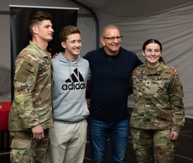 Robert Irvine Visits 4th Inf. Div. Soldiers