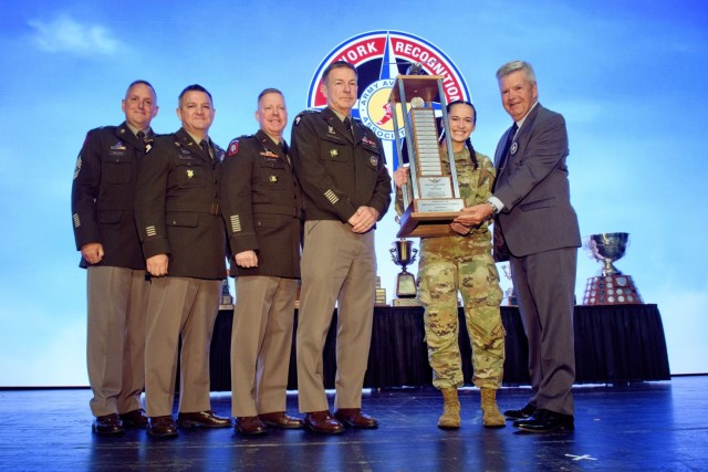 SGT Weir Recognized as AAAA Aviation Soldier of the Year