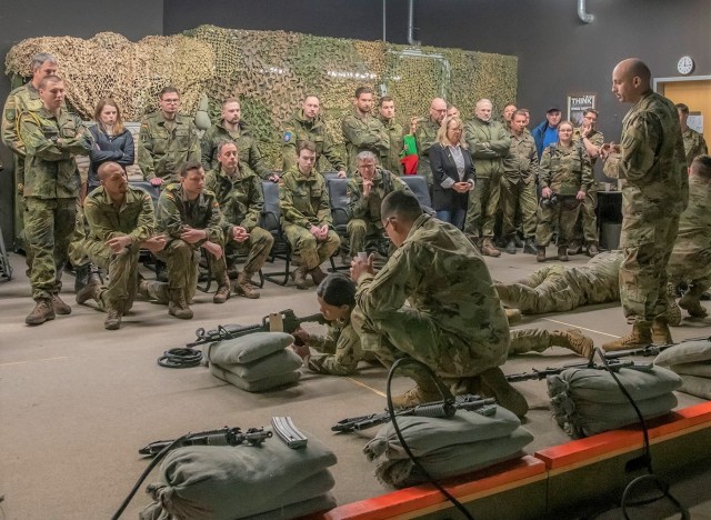 U.S. Army Garrison Wiesbaden and Bundeswehr State Command Hessen: Day of camaraderie and information exchange