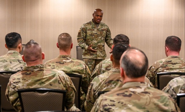 National Guard Senior Enlisted Leader Recognizes NY Recruiters