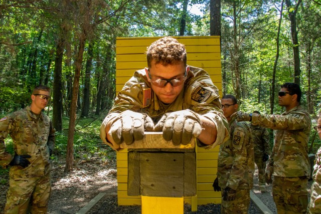 U.S. Army Cadets complete the field leadership reaction course at Fort Knox, Ky., June 22, 2022. The course, which is part of Cadet Summer Training, helped Cadets learn better teamwork and leadership skills. | Erinn Finley, CST Public Affairs Office.
