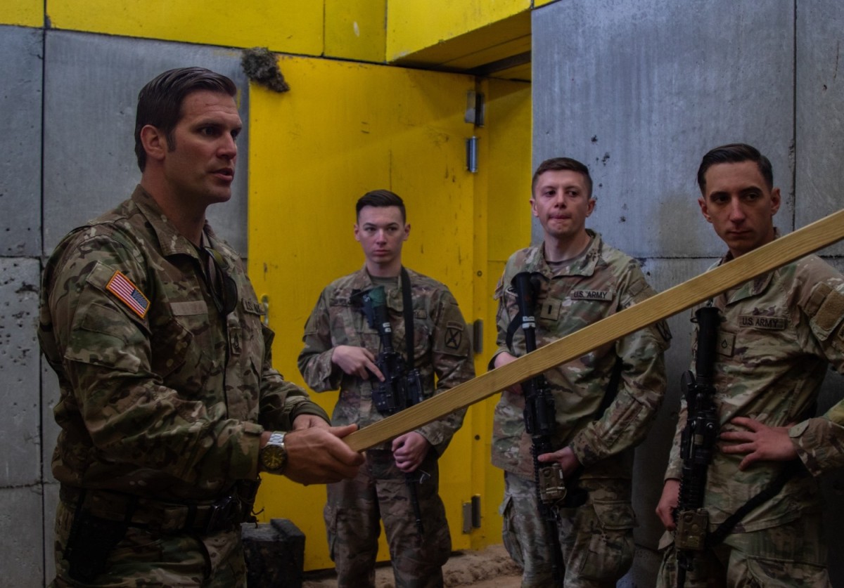 10th Mountain Division Receives Training from 3rd Special Forces Group ...