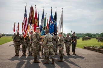 Fort Leonard Wood bids fond farewell to Bonner, welcomes Beck during ceremony