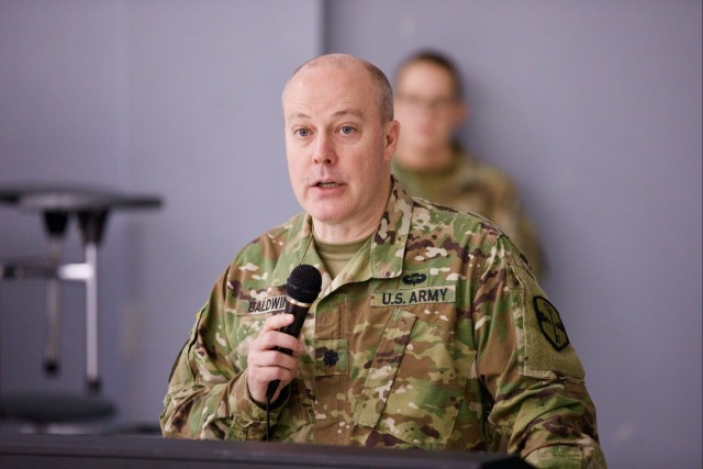 Benes assumes command of 338th Military Intelligence Battalion