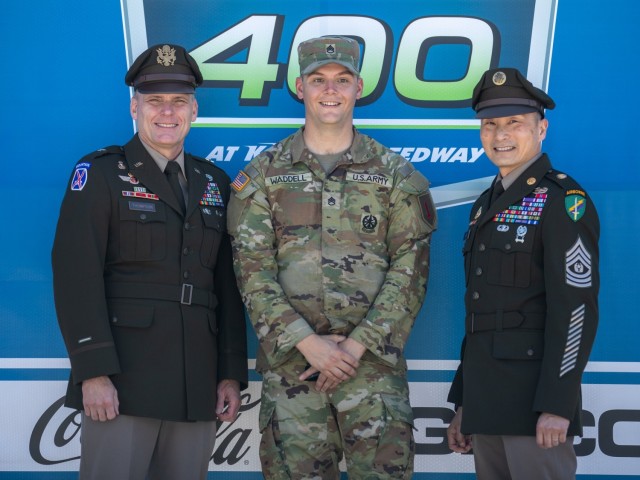 Soldiers reenlist at NASCAR