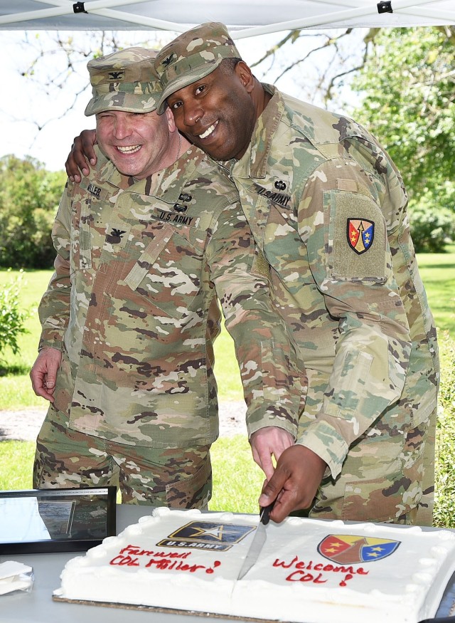 ASC-ARE conducts change of command on banks of Mississippi River