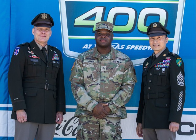 Soldiers reenlist at NASCAR