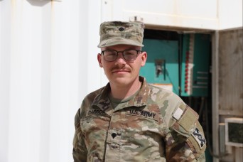 Army Reserve junior Soldier supplies power to an air base