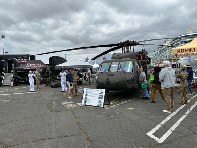 Army takes part in LA Fleet Week