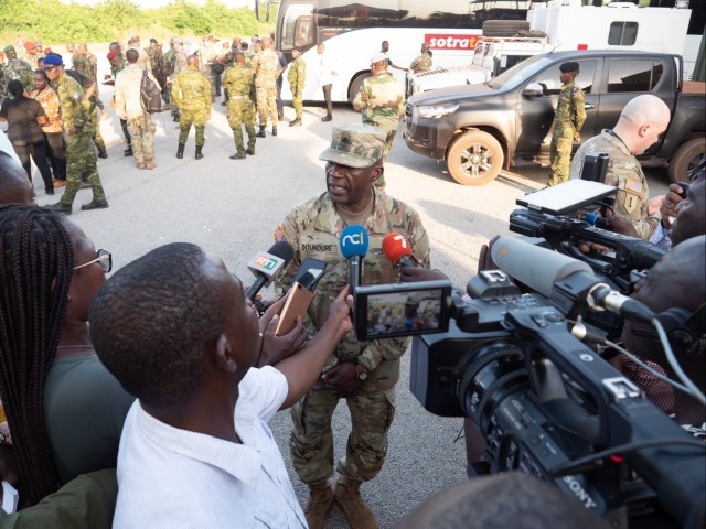 SETAF-AF sergeant major speaks with Ivorian media