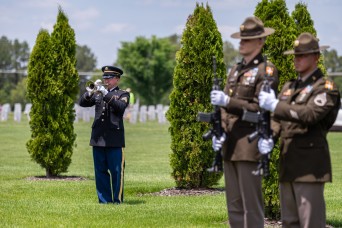 Fort Leonard Wood service members, civilians honor the fallen at Memorial Day events across Missouri